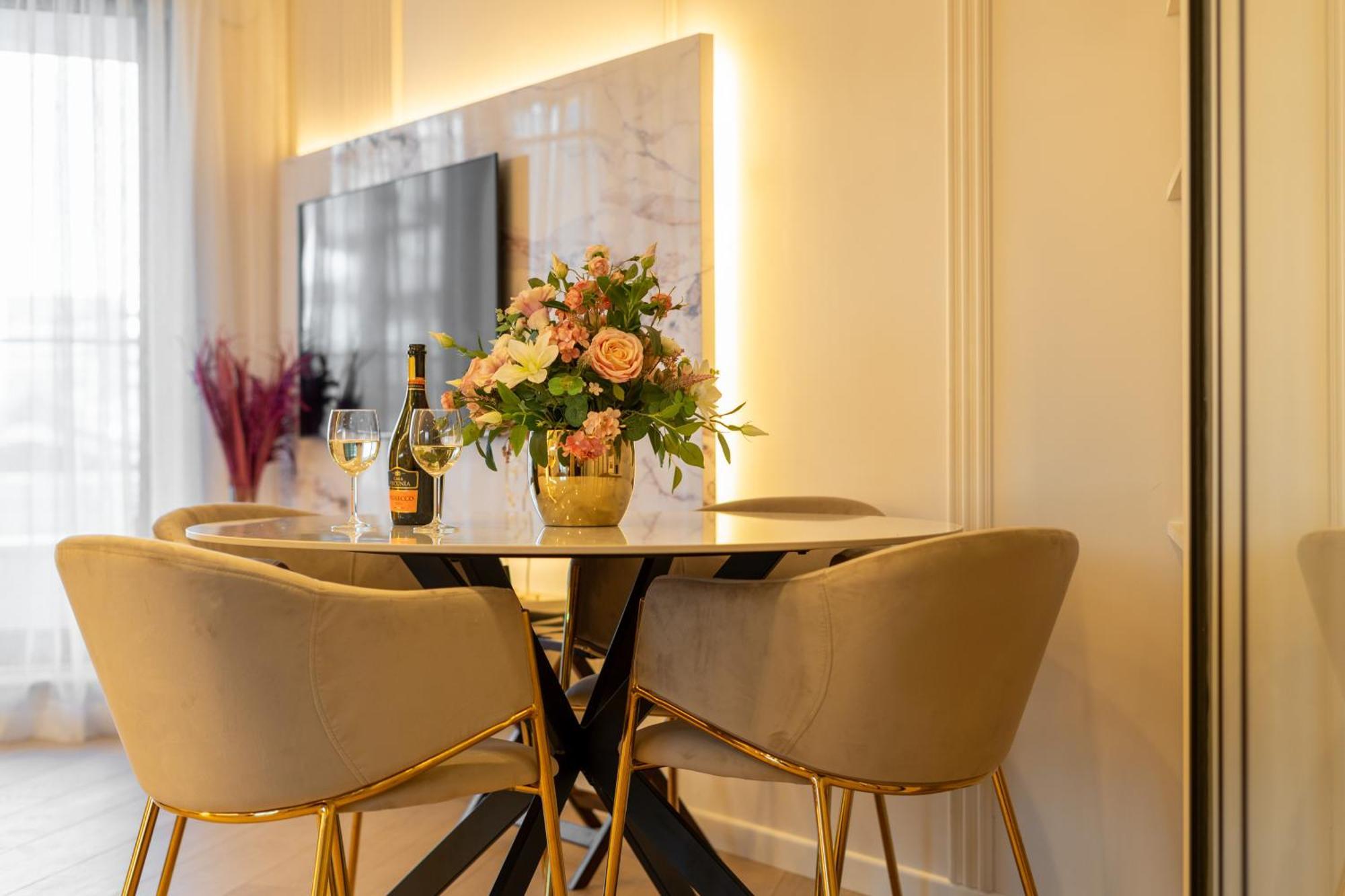 Ga Luxury G73 * Cracovia